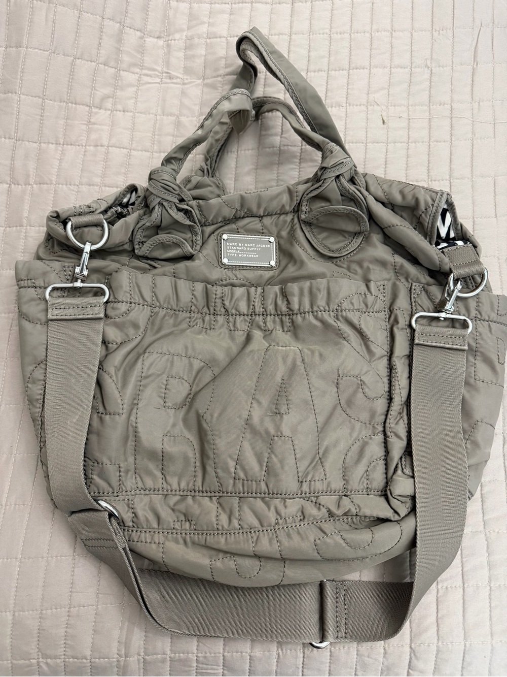 Marc Jacobs Taupe Quilted Shoulder Tote with Adjustable Strap Great Condition
